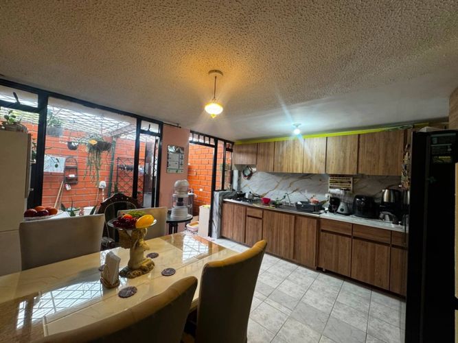 Casa de 4 alcobas en venta en Valparaiso Et. Vi, Ibagué, 249 m² · foto 15 de 19