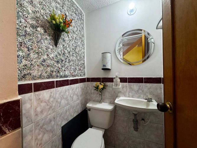 Casa de 4 alcobas en venta en Valparaiso Et. Vi, Ibagué, 249 m² · foto 16 de 19