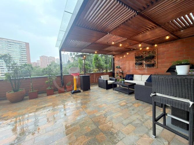 Apartamento de 3 alcobas en venta en El Tesoro, Medellín, 210 m² · foto 14 de 14