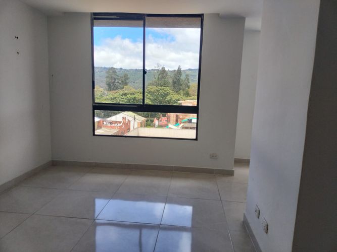 Apartamento en venta en Delicias Sur, Chía · foto 2 de 16