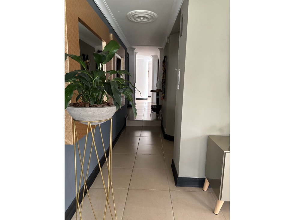Apartamento en venta en Pinares, Pereira · foto 5 de 13