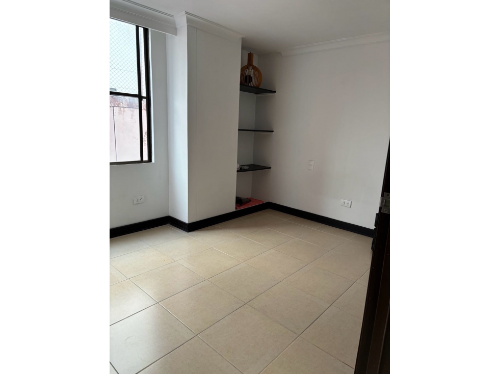 Apartamento en venta en Pinares, Pereira · foto 8 de 13