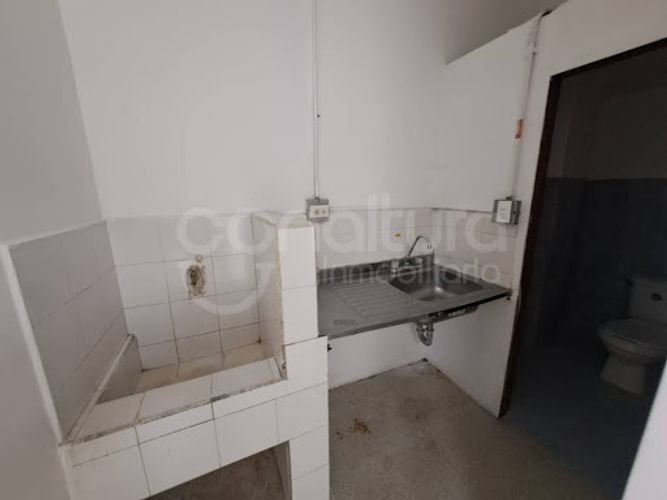 Local en arriendo en Las Vegas ( Alta Y Baja ), Copacabana, 266 m² · foto 2 de 11