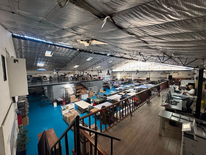 Bodega en arriendo en Laureles, Medellín, 1100 m² · foto 4 de 20