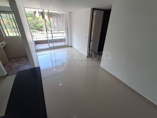Apartamento de 2 alcobas en venta en Alcala, Bello, 40 m² · foto 7 de 19