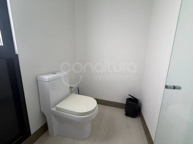 Apartamento de 1 alcoba en arriendo en San Lucas, Medellín, 87 m² · foto 3 de 11