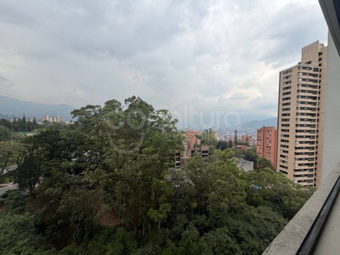 Apartamento de 1 alcoba en arriendo en San Lucas, Medellín, 87 m² · foto 11 de 11