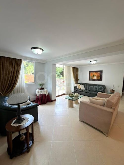 Apartamento de 3 alcobas en venta en Castropol, Medellín, 120 m² · foto 4 de 23