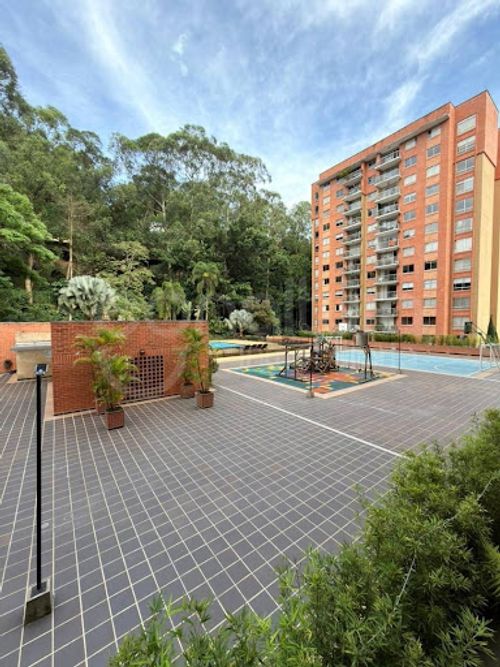 Apartamento de 3 alcobas en venta en Castropol, Medellín, 120 m² · foto 22 de 23