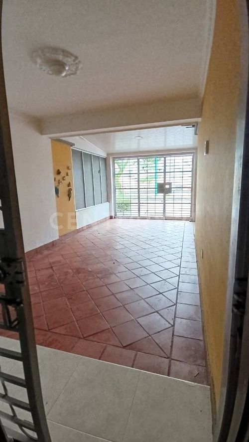 Casa de 3 alcobas en venta en Canaima, Villavicencio, 162 m² · foto 7 de 18