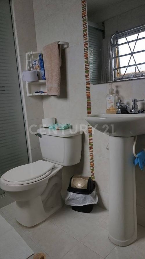 Casa de 3 alcobas en venta en Canaima, Villavicencio, 162 m² · foto 10 de 18