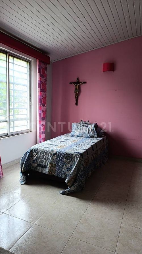 Casa de 3 alcobas en venta en Canaima, Villavicencio, 162 m² · foto 11 de 18