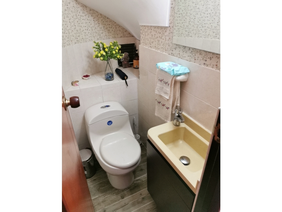 Casa en venta en Cedritos, Bogotá · foto 4 de 24