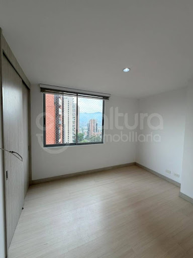 Apartamento en arriendo en Lalinde, Medellín · foto 15 de 21