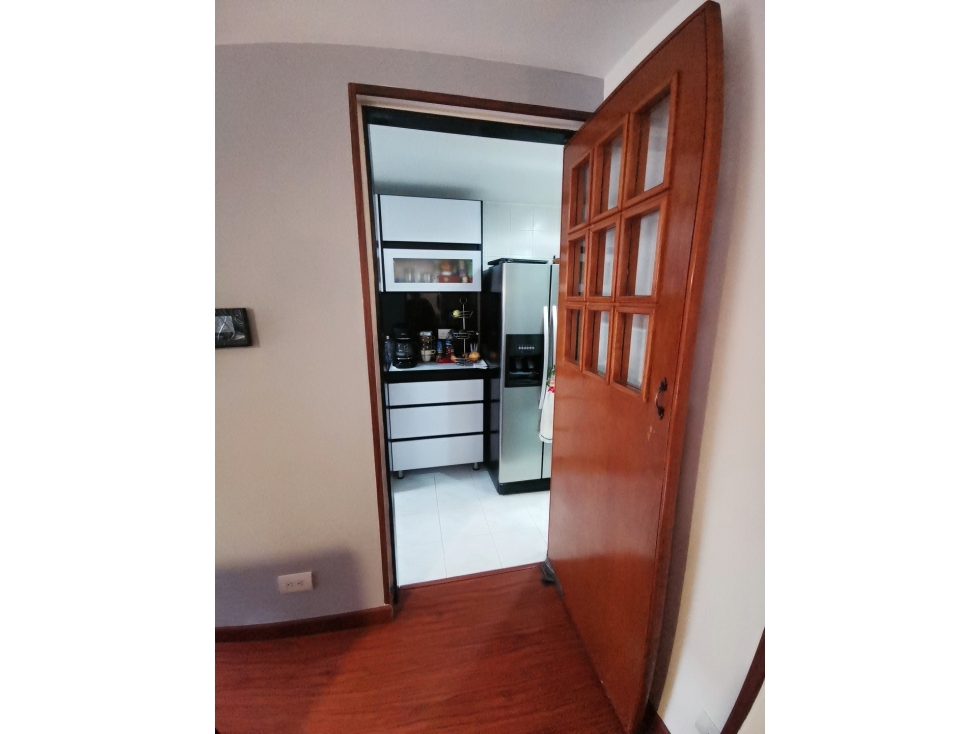 Casa en venta en Cedritos, Bogotá · foto 8 de 24