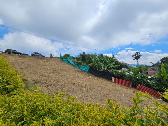 Lote en venta en La Linda, Manizales, 683 m² · foto 5 de 15