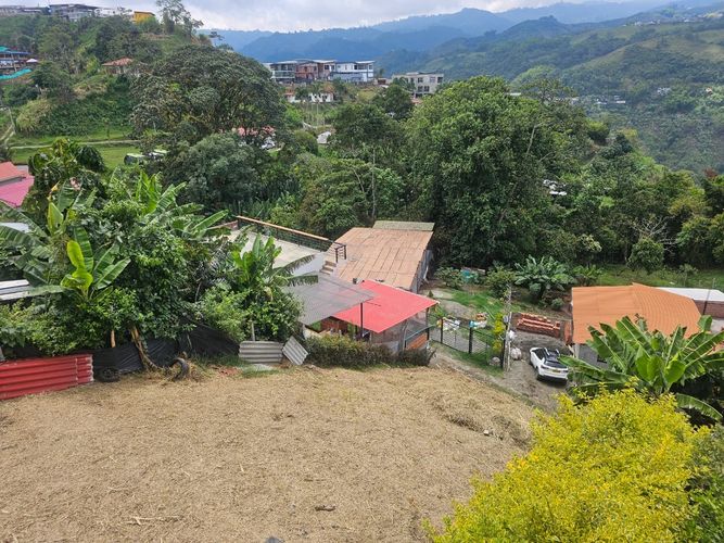 Lote en venta en La Linda, Manizales, 683 m² · foto 7 de 15
