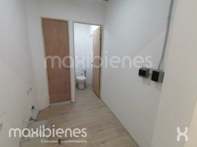 Local en arriendo en La Magnolia, Envigado, 25 m² · foto 2 de 8