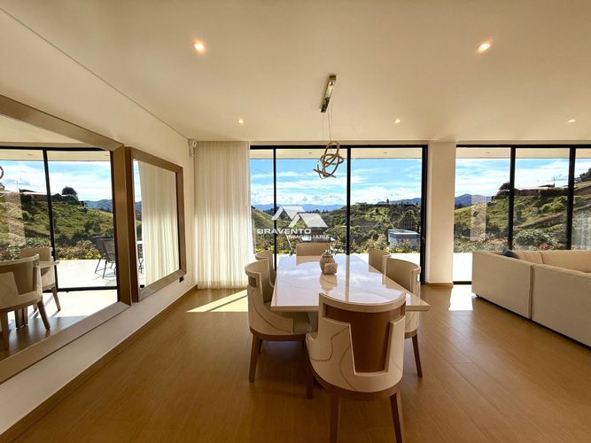 Casa de 4 alcobas en venta en Rio Abajo, Rionegro, 320 m² · foto 4 de 24