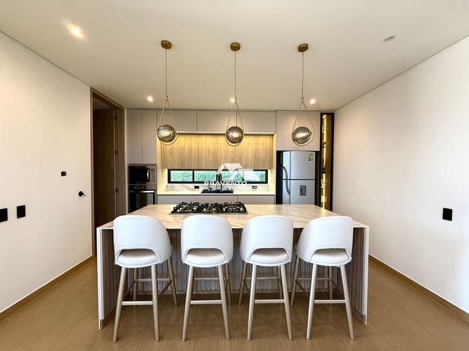 Casa de 4 alcobas en venta en Rio Abajo, Rionegro, 320 m² · foto 5 de 24
