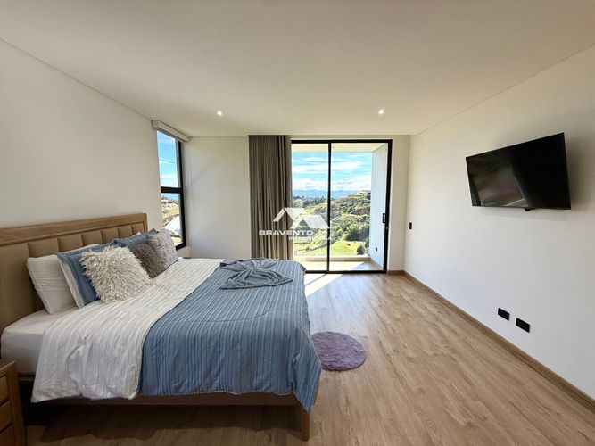 Casa de 4 alcobas en venta en Rio Abajo, Rionegro, 320 m² · foto 11 de 24
