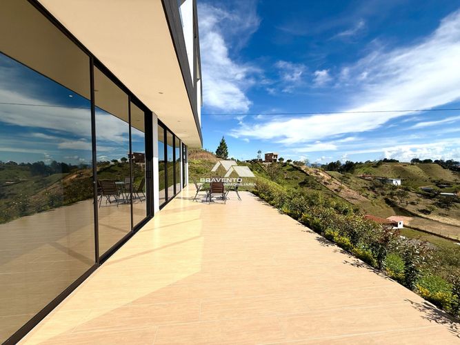 Casa de 4 alcobas en venta en Rio Abajo, Rionegro, 320 m² · foto 17 de 24