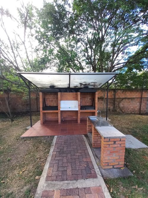 Apartamento de 3 alcobas en venta en El Salado, Ibagué, 51 m² · foto 21 de 24