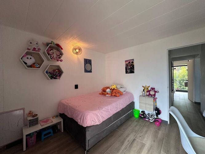 Apartamento de 2 alcobas en venta en Los Parra, Medellín, 80 m² · foto 16 de 19