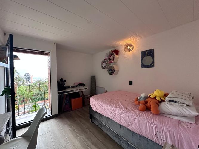 Apartamento de 2 alcobas en venta en Los Parra, Medellín, 80 m² · foto 17 de 19