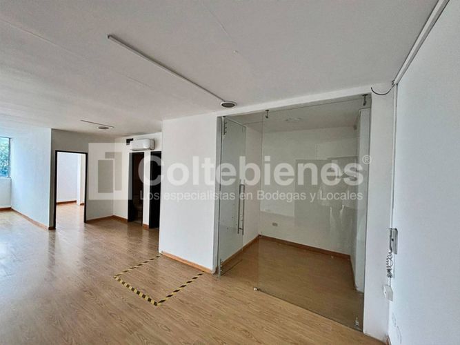 Edificio en venta en Belén, Medellín, 1368 m² · foto 9 de 15