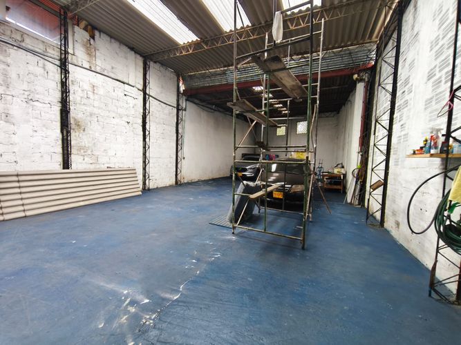 Bodega en venta en Liborio, Manizales, 300 m² · foto 4 de 7