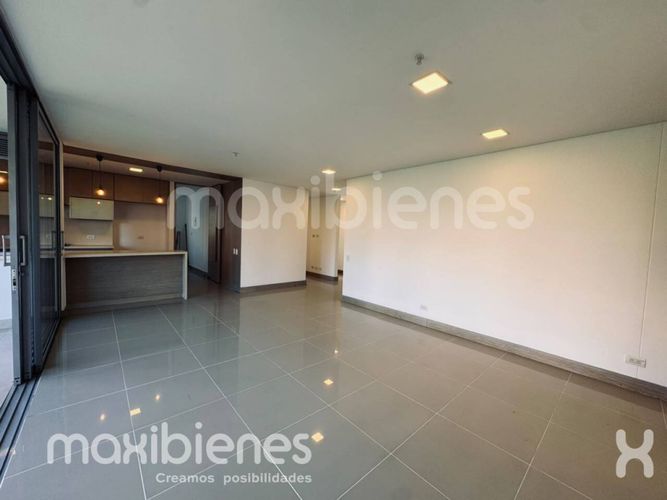 Apartamento de 3 alcobas en arriendo en La Florida, Medellín, 152 m² · foto 6 de 24