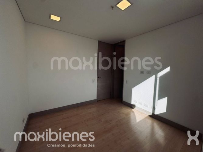 Apartamento de 3 alcobas en arriendo en La Florida, Medellín, 152 m² · foto 12 de 24