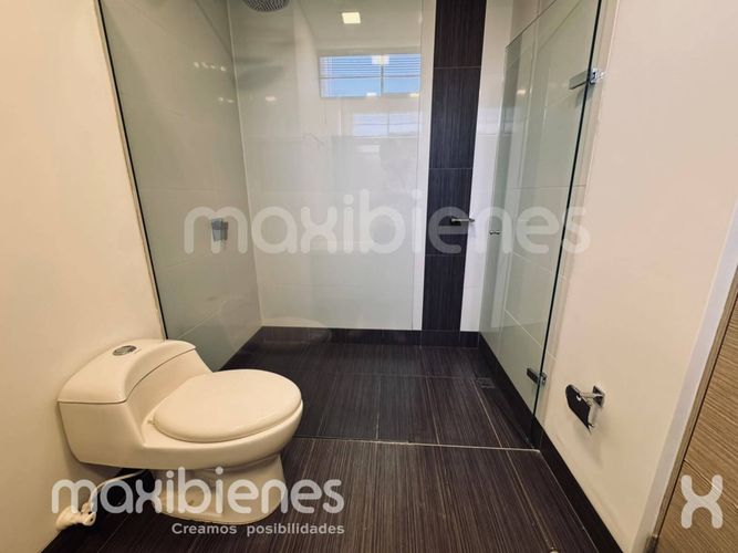 Apartamento de 3 alcobas en arriendo en La Florida, Medellín, 152 m² · foto 19 de 24
