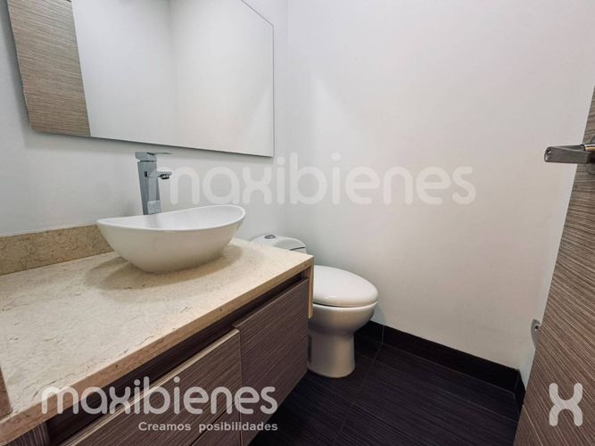 Apartamento de 3 alcobas en arriendo en La Florida, Medellín, 152 m² · foto 21 de 24