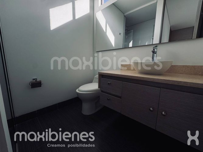 Apartamento de 3 alcobas en arriendo en La Florida, Medellín, 152 m² · foto 23 de 24