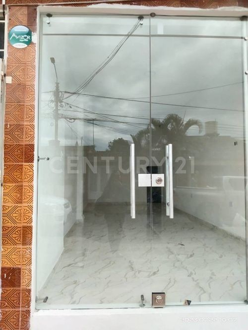 Casa de 4 alcobas en venta en Villa Humberto, Villavicencio, 228 m² · foto 2 de 17