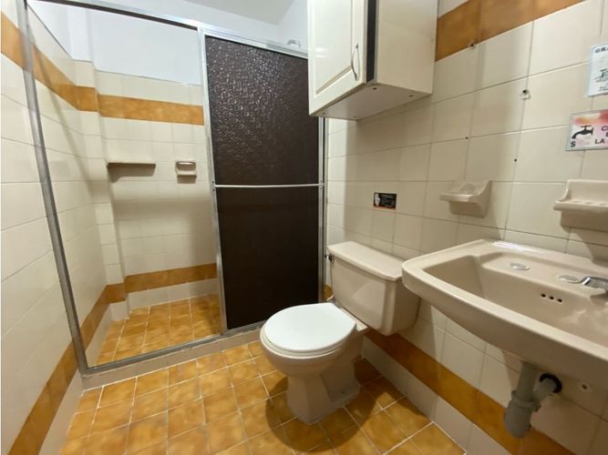 Apartamento de 7 alcobas en arriendo en Santa Mónica, Medellín, 38 m² · foto 23 de 24