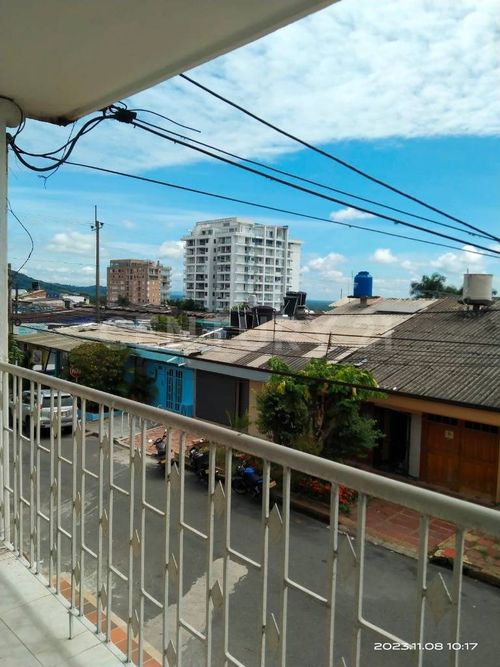 Casa de 4 alcobas en venta en Villa Humberto, Villavicencio, 228 m² · foto 8 de 17