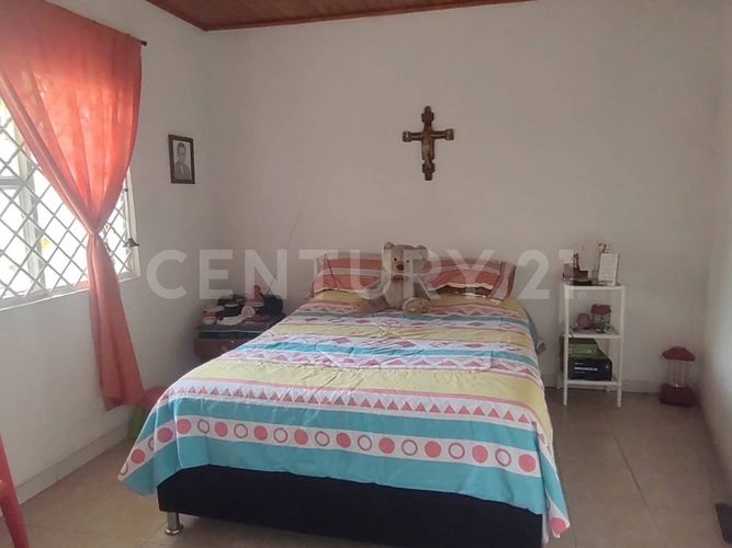 Casa de 5 alcobas en venta en La Isla, Villavicencio, 200 m² · foto 5 de 20