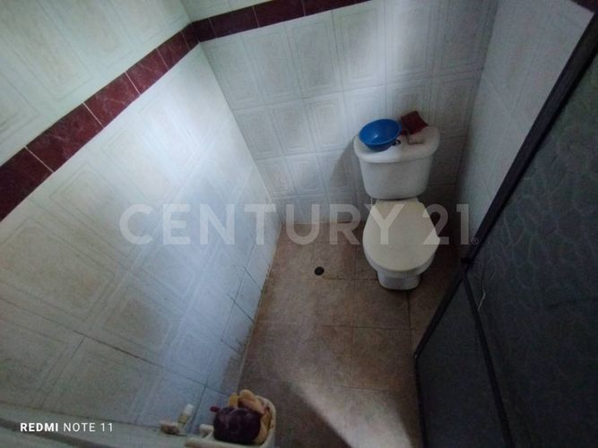 Casa de 5 alcobas en venta en La Isla, Villavicencio, 200 m² · foto 9 de 20