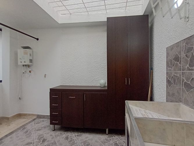 Oficina en arriendo en La America, Medellín, 190 m² · foto 17 de 20