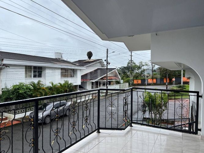 Casa de 4 alcobas en venta en Cn Tejares Del Norte, Villavicencio, 269 m² · foto 4 de 22