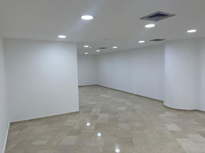 Oficina en arriendo en El Poblado, Medellín, 64 m² · foto 6 de 13