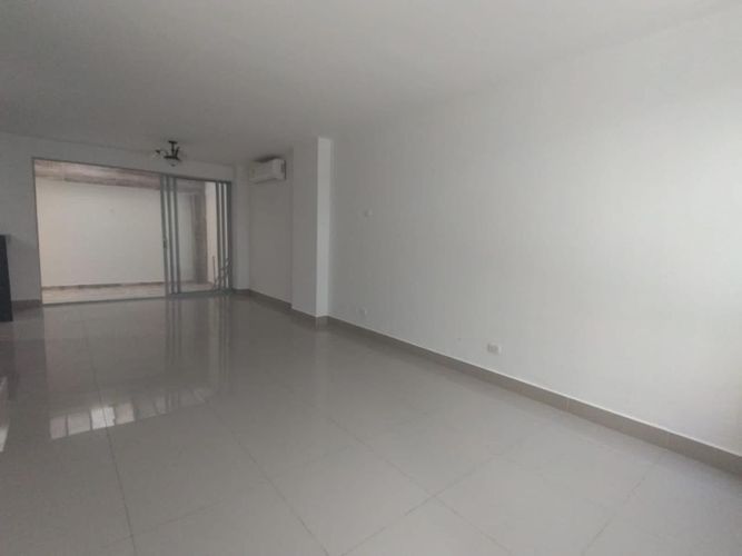 Casa de 3 alcobas en venta en Pradomar, Puerto Colombia, 147 m² · foto 2 de 12