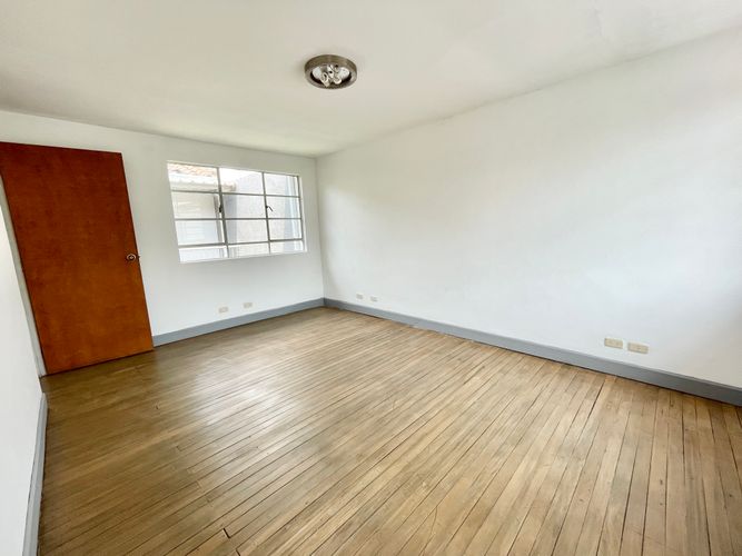 Casa de 6 alcobas en venta en San Vicente, Cali, 274 m² · foto 9 de 15