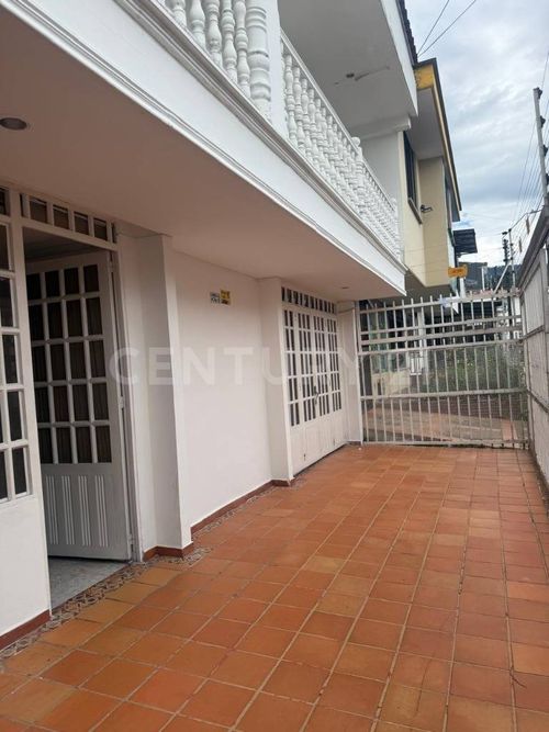 Local en venta en Barzal Bajo Sur, Villavicencio, 170 m² · foto 3 de 14