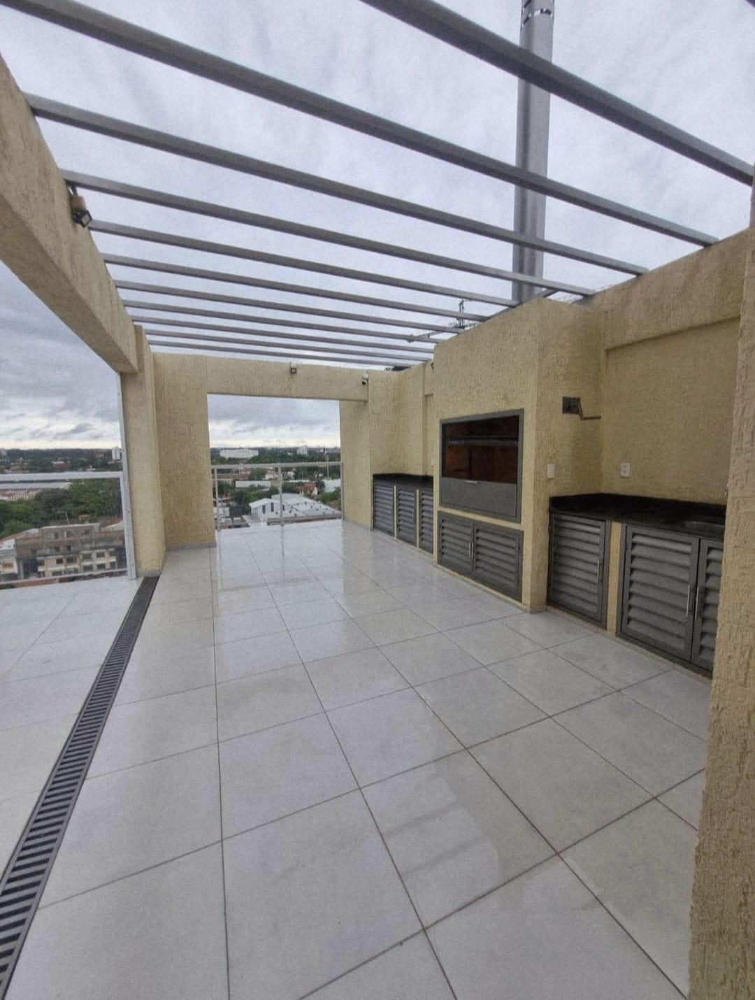 Alquilo Departamento Amoblado de 1 Dormitorio con Garage –  (BARRIO HERRERA) — foto 2