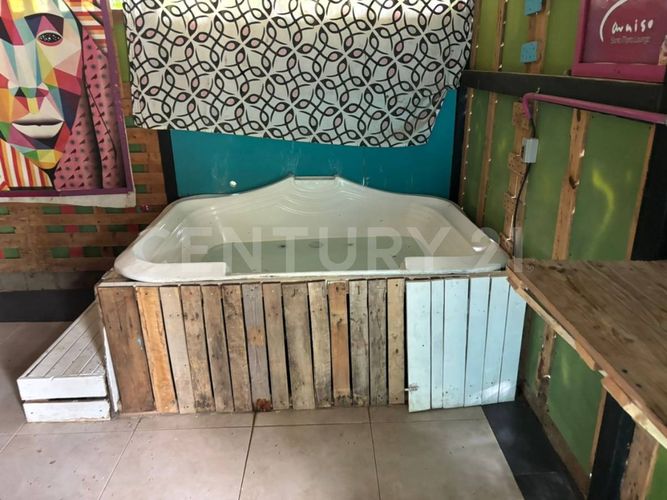 Edificio en venta en Centro, Santa Marta, 2200 m² · foto 3 de 8