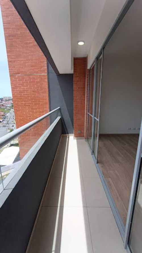 Apartamento de 2 alcobas en arriendo en El Porvenir, Rionegro, 76 m² · foto 2 de 12